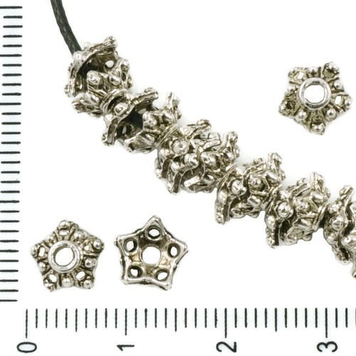 40pcs antique ton argent perle en pampille cap parsemée de fleurs en filigrane rond tchèque métal co sku-37469