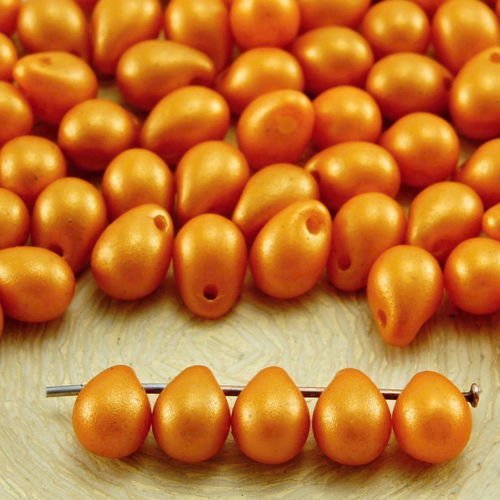 40pcs or briller minimum orange rouge nacré halloween en forme de larme tchèque perles de verre de 5 sku-32767