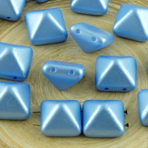 8pcs pastel nacré mat lumière bleu saphir carré pyramide goujon 2 deux trou de verre tchèque perles  sku-31361