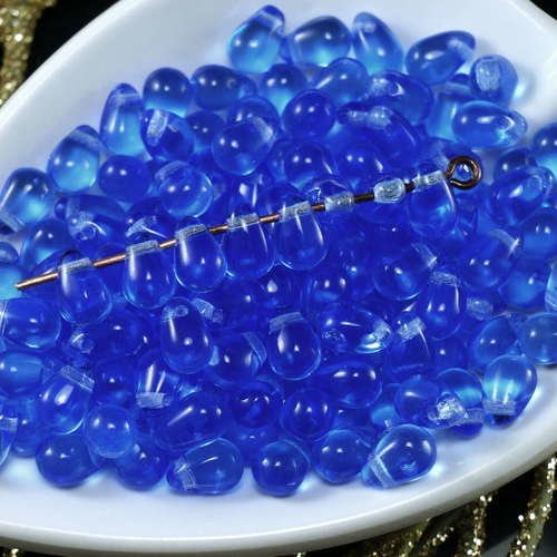 Bleu cristal de verre tchèque petite larme perles de tissage de 6mm x 4mm 50pcs sku-21568