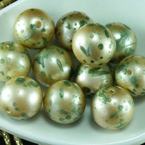 Grande perle d'or pâle vert tacheté de verre tchèque perles rondes en prime bohème 12mm 12pcs sku-21728