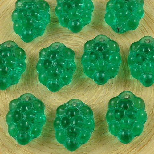 10pcs cristal vert émeraude verre tchèque perles de raisin vin de fruits d'automne 14mm x 11mm sku-35768