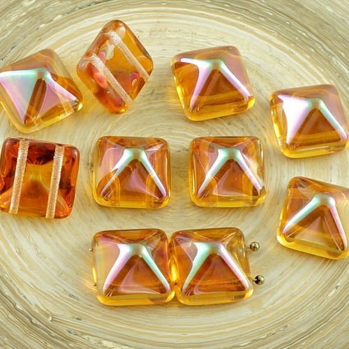 8pcs cristal jaune orange abricot lustre halloween pyramide goujon 2 deux trou de verre tchèque perl sku-30233