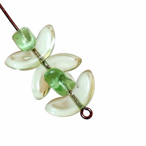 Grand vert clair les ailes de l'ange de perles de verre tchèque d'entretoise de bohème 14mm x 6mm 12 sku-19149