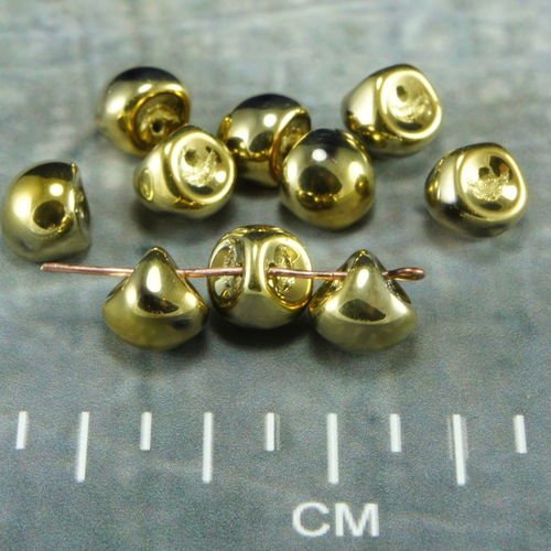 Cristal d'or de champignons verre tchèque perles de 9mm x 8mm 12pcs sku-26397