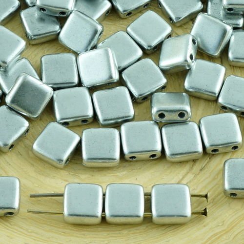 40pcs matte silver tuile de verre tchèque perles 2 trous plat carré de 6mm x 6mm sku-31051