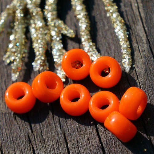 Opaque orange halloween poney tchèque ronde en verre grand trou perles anneau de roller crow 6mm x 3 sku-16733