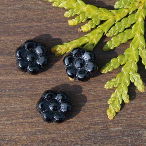 40pcs opaque noir de jais tchèque verre plat pièce rond de fleurs de perles de bohème halloween 8mm sku-16904
