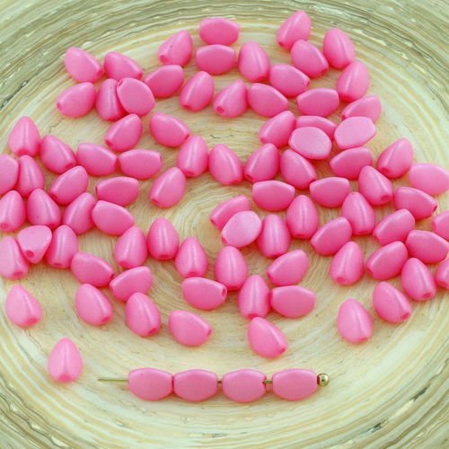 60pcs albâtre valentine rose en soie matte pincée tchèque perles de verre de 5mm sku-28501