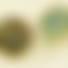 1pc crystal vitrail dichroïque vert moyen d'or de fleur de collines rondes à la main le verre tchèqu sku-37703