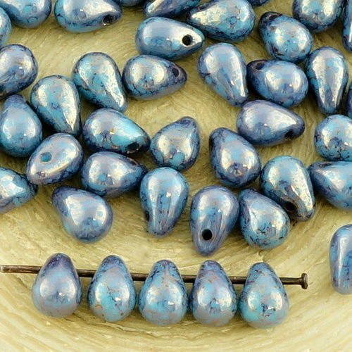 40pcs opaque turquoise bébé bleu en terre cuite bronze larme petite de verre tchèque perles de 4 mm  sku-35050