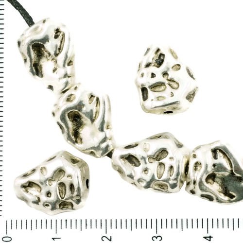 4pcs antique ton argent grosses pépites en pointillés pierre de lave imitation perles des deux côtés sku-37364