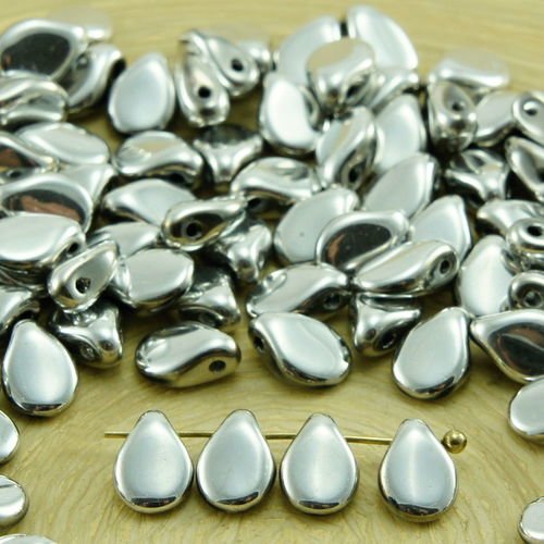 60pcs metallic silver pip preciosa fleur plat de pétales de verre tchèque perles 5mm x 7mm sku-33757