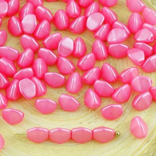 60pcs perle briller la lumière valentine rose pincée de verre tchèque entretoise bicone à facettes p sku-31120