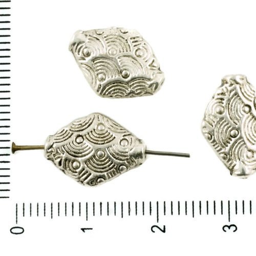 8pcs antique ton argent plat losange tube marins de bali perles tchèques en métal conclusions de 15m sku-37365