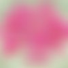 40pcs valentine rose pastèque soie mat tuile de verre tchèque perles de deux trous plat carré de 6mm sku-28525