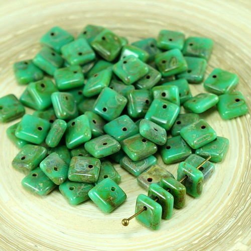 Nouvelle forme de 30pcs picasso turquoise carré vert paillettes squarelet un trou de copeaux de verr sku-26773