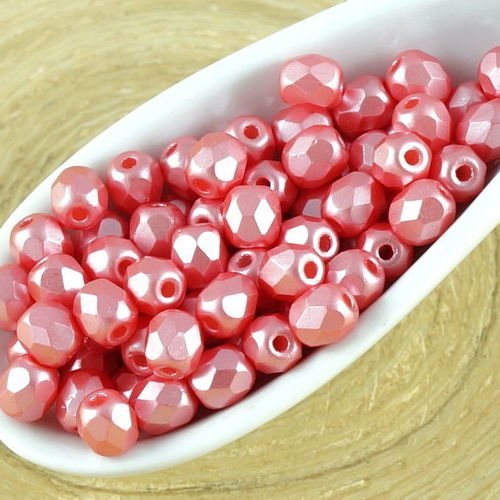 100pcs pastel perle de lumière rouge corail valentine rose ronde à facettes feu poli entretoise tchè sku-35693