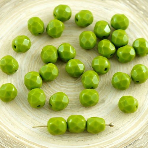 40pcs opaque vert olive en verre tchèque ronde à facettes feu poli perles de 6mm sku-29032