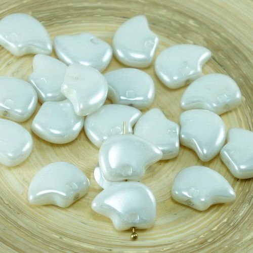 16pcs éclat blanc perle tchèque totem de l'ours-noir-brun-plat sculpté des animaux en perles de verr sku-27017