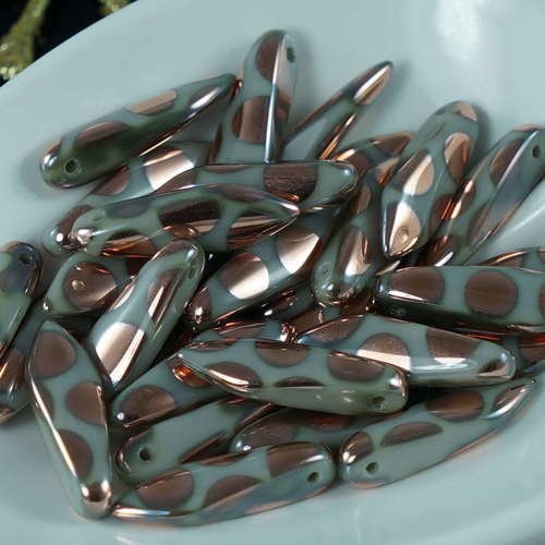 20 pièces opaque gris cercle cuivre tchèque verre poignard perles plat feuille pointillé 5mm x 16mm sku-18889