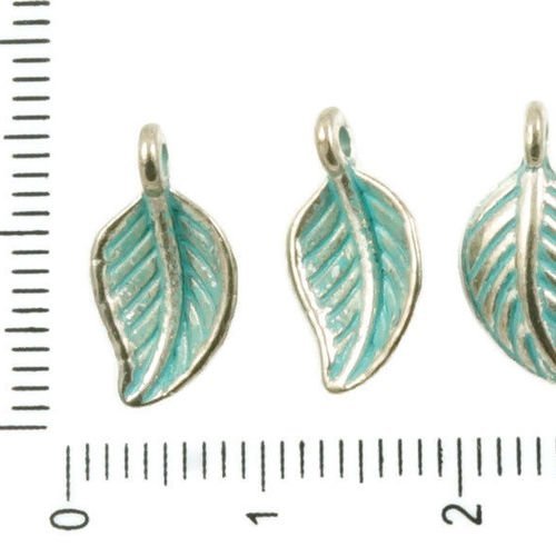 30pcs antique ton argent bleu turquoise patine laver les feuilles de l'arbre floral pendentifs charm sku-36344