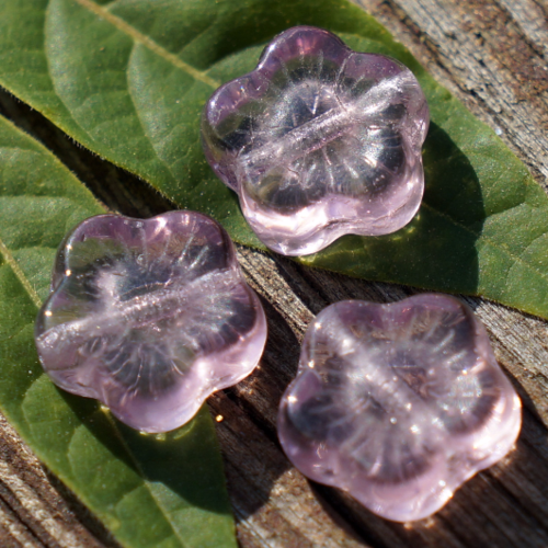 Violet verre tchèque plat fleur de perles de bohème 10mm 16pcs sku-18137