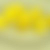 12pcs jaune opaque verre tchèque grande cloche de la fleur de perles de lys de la vallée de la de bo sku-28884