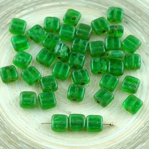 30pcs picasso cristal péridot vert plat carré de tuiles un trou de verre tchèque perles de 6mm x 6mm sku-28942