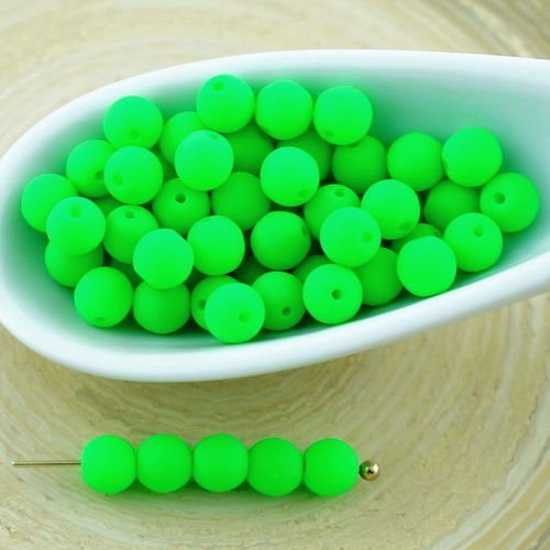 100pcs uv active neon vert mat ronde verre tchèque perles de petite entretoise de 4mm sku-28998