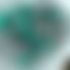 30pcs turquoise vert argent-labrador soyeux perles bloc de verre tchèque deux trous pressé de 6mm sku-19116