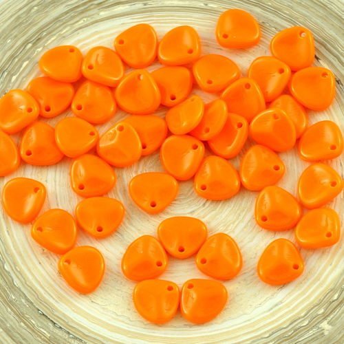 50pcs opaque orange halloween tchèque de pétale de rose fleur de plat en verre pressé perles de 8mm  sku-28566