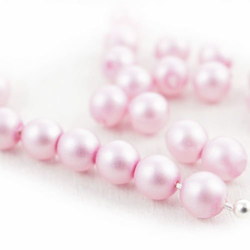 100pcs lumière rose mat imitation de perles rondes druk entretoise de semences de verre tchèque de 4 sku-39058