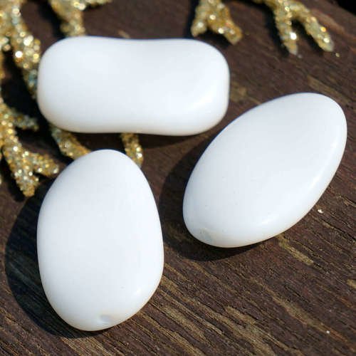 Ovale plat de vague de grand blanc de perles de verre tchèque de bohème noir en de de 22mm x 12mm 4p sku-16993