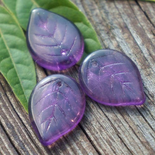 10pcs grand plat en verre violet feuille de perles tchèque de perle pourpre sculpté de feuilles de d sku-16200