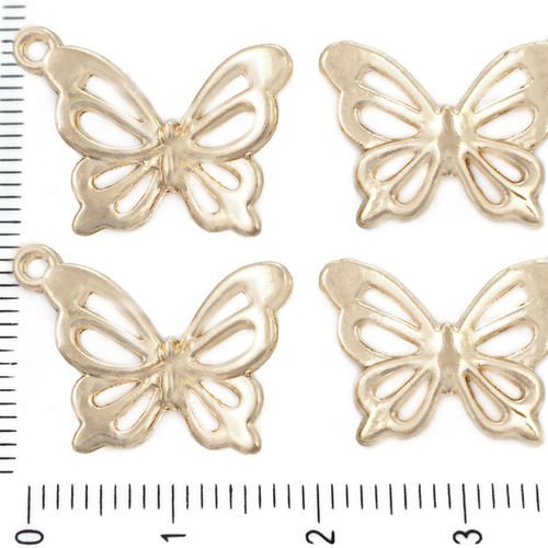 4pcs plaqué or papillon creux sculpté pendentifs charms tchèque métal conclusions 22mm x 20mm trou 1 sku-39607