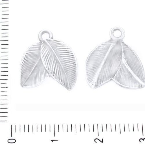 4pcs antique ton argent deux feuilles pendentifs charms tchèque de métal conclusions de 15mm x 14mm  sku-39222