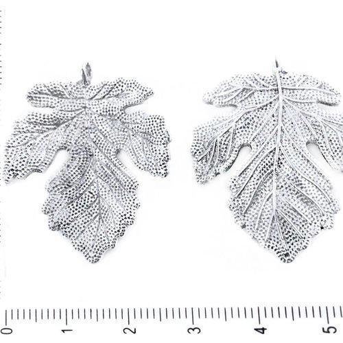 2pcs antique ton argent de grandes feuilles tordues pendentifs charms tchèque métal conclusions 28mm sku-39215
