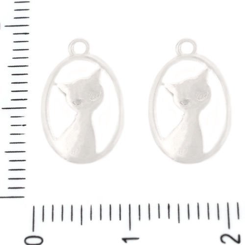 8pcs matte silver tone cadre ovale chat animaux pendentifs charms tchèque métal conclusions de 15mm  sku-39214