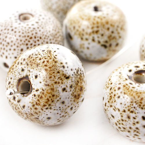 2pcs brun blanc tacheté grand rond rondelle bobo céramique de porcelaine émail perles 14 mm - 16mm x sku-42149