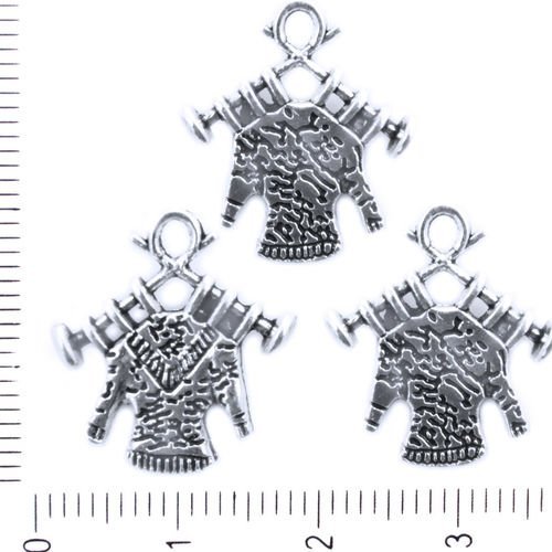 1pc argent antique ton costume de vêtements de tricot pendentif tchèque métal conclusions 17 x 19 mm sku-41716