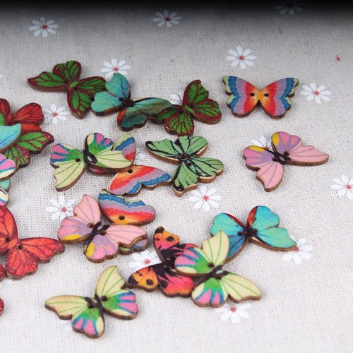 12pcs mélange d'insectes papillon en bois en 2 trous de boutons bijoux de costume de résultats 28mm  sku-42461