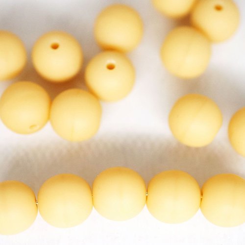 40pcs mat beige marron ivoire opaque ronde druk entretoise de semences de verre tchèque perles de 6m sku-42708