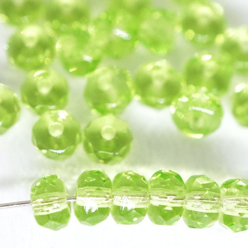40pcs cristal vert olive ronde verre tchèque rondelle facettes feu poli perles 5mm x 3mm sku-42788