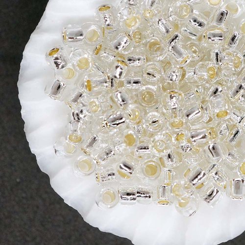 10g de cristal d'argent bordée de verre ronde japonais toho perles de rocaille 8/0 tr-08-21 3mm sku-43155