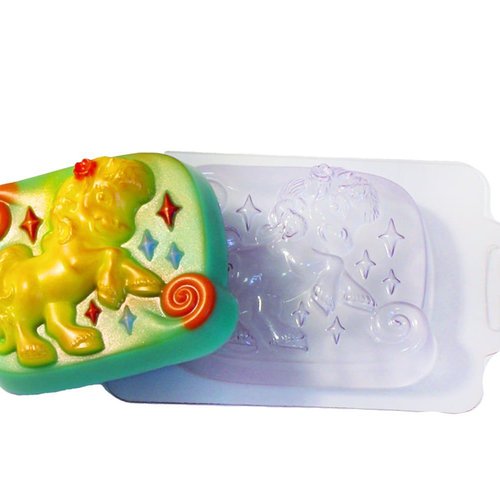 1pc magie petit poney cheval magique des animaux en plastique fabrication de savon moule cadeau pour sku-43088