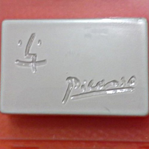 1pc picasso signature de l'artiste de l'art plastique la fabrication de savon de cire chocolat gypse sku-43840