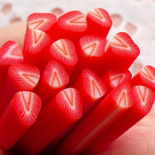 10pcs rouge fraise pâte polymère fimo tranches de canne à cannes bâtons de nail art manucure scrapbo sku-49464