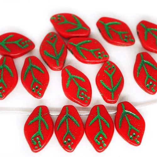 30pcs corail rouge vert foncé sculpté de feuilles de la fleur de feuille de perles de verre tchèque  sku-49377
