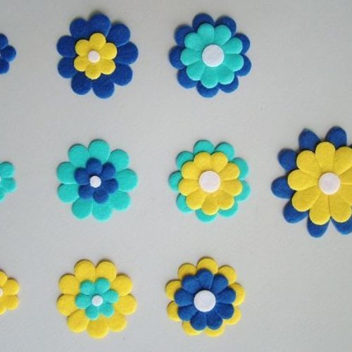 10pcs bleu turquoise jaune mélange de fleur de feutre tissu couronne miniature de décoration de styl sku-132873
